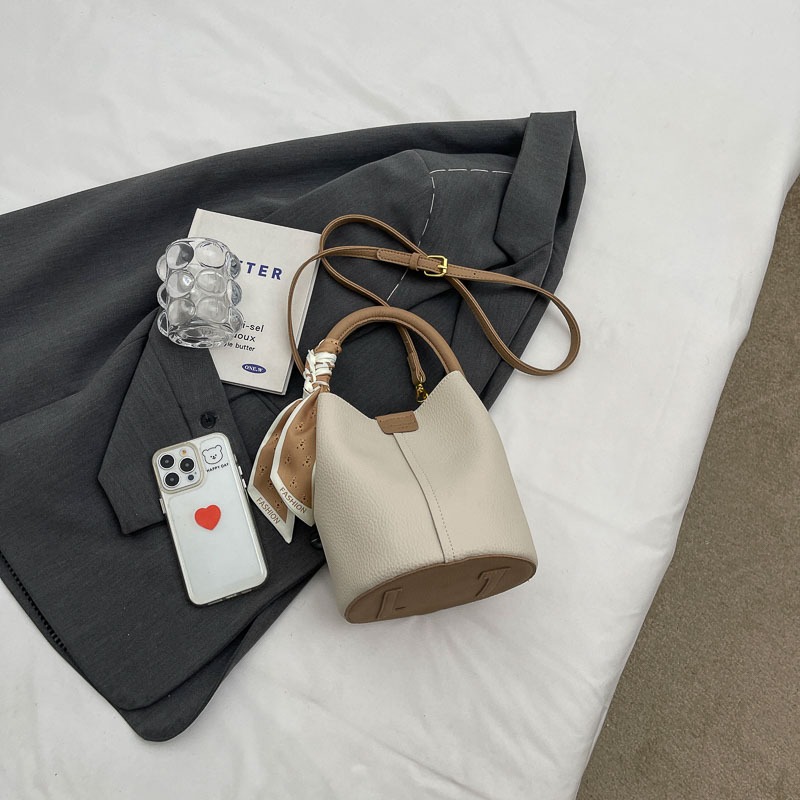 PU Thread Hasp Interior Zipper - Women Bags Discount ulasan dan harga