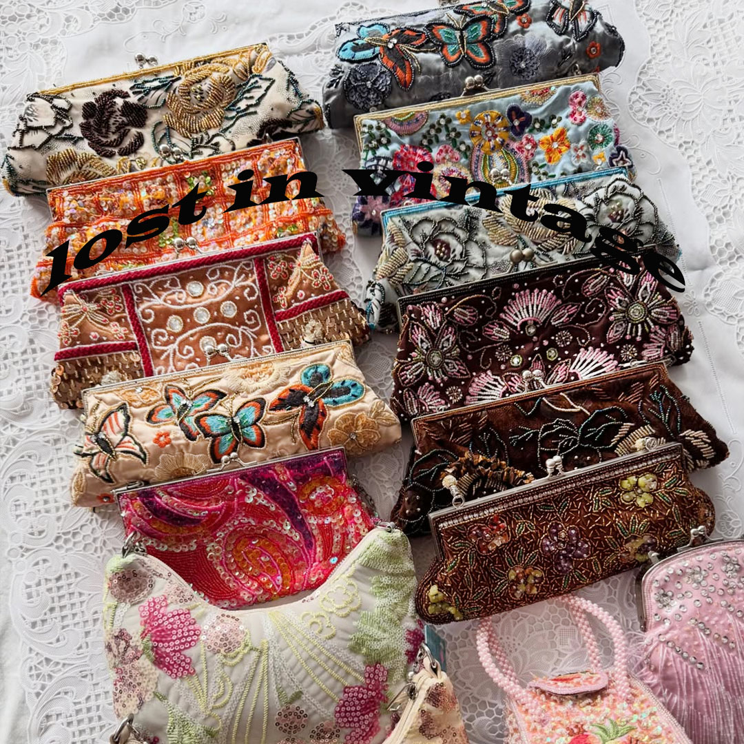 Lost in Vintage Hand-embroider - Clutch Bag Evening ulasan dan harga